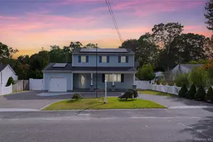 218 Wavecrest Dr, Mastic Beach, NY 11951 - Photo 2