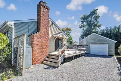 481 Peconic Bay Boulevard, Aquebogue, NY 11931 - Photo 6