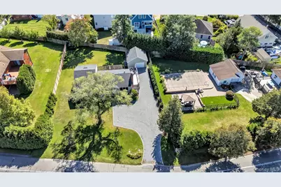 481 Peconic Bay Boulevard, Aquebogue, NY 11931 - Photo 2