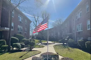 61 Maine Ave, Rockville Centre, NY 11570 - Photo 2