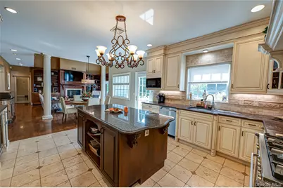 2 True Harbour Way, West Islip, NY 11795 - Photo 16