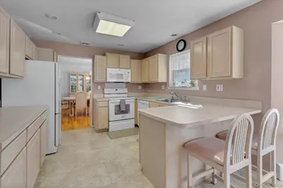 8 Jacqueline Drive, Manorville, NY 11949 - Photo 6