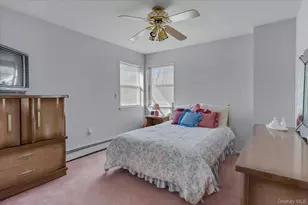 8 Jacqueline Dr, Manorville, NY 11949 - Photo 16