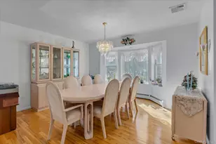 8 Jacqueline Dr, Manorville, NY 11949 - Photo 4