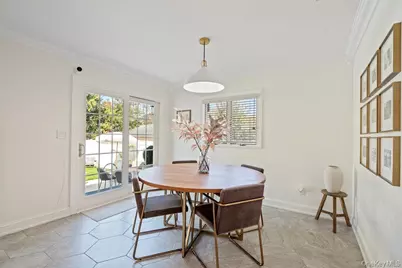 116 Sperry Boulevard Boulevard, New Hyde Park, NY 11040 - Photo 16