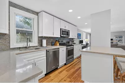 20 Locust Place, Locust Valley, NY 11560 - Photo 8