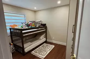 20-19 Utopia Pkwy, Whitestone, NY 11357 - Photo 10