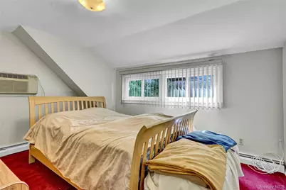 29 Walnut Lane, Hicksville, NY 11801 - Photo 24