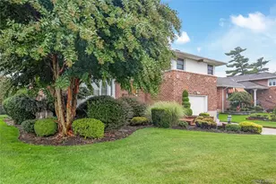 70 Norman Ln, Levittown, NY 11756 - Photo 2