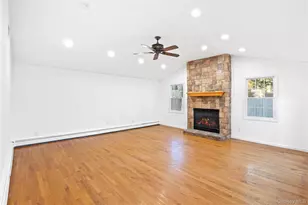 49 Tulip Grove Dr, Lake Grove, NY 11755 - Photo 10