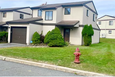 5 Raleigh Close, Middletown, NY 10940 - Photo 2