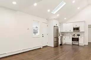 455 Clayton St, Central Islip, NY 11722 - Photo 4