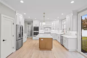 2500 1st Ave, East Meadow, NY 11554 - Photo 10