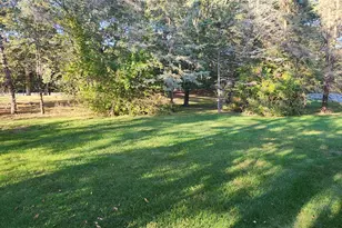2 Kingston Dr, Ridge, NY 11961 - Photo 20