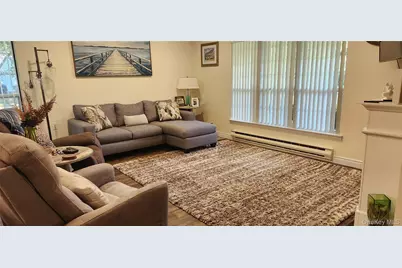 2 Kingston Drive, Ridge, NY 11961 - Photo 6