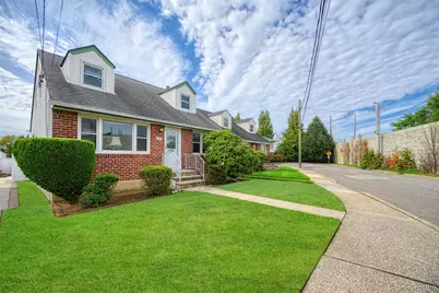 504 6th Avenue, New Hyde Park, NY 11040 - Photo 2