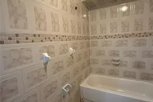 1002 Boynton Ave, Bronx, NY 10472 - Photo 8