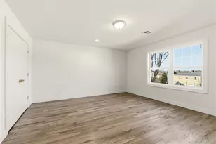 23 Cove Ln, Levittown, NY 11756 - Photo 24