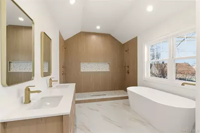 23 Cove Lane, Levittown, NY 11756 - Photo 22