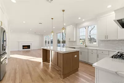 23 Cove Lane, Levittown, NY 11756 - Photo 12