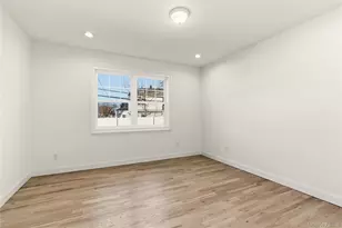 23 Cove Ln, Levittown, NY 11756 - Photo 18