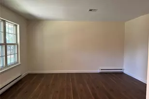 393 A Woodbridge Dr, Ridge, NY 11961 - Photo 20