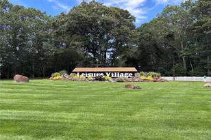 393 A Woodbridge Dr, Ridge, NY 11961 - Photo 2