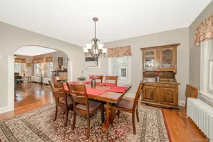 347 Wellington Rd, Mineola, NY 11501 - Photo 6