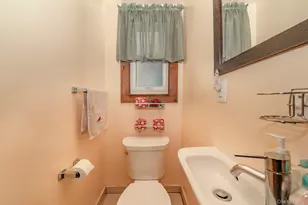 347 Wellington Rd, Mineola, NY 11501 - Photo 10