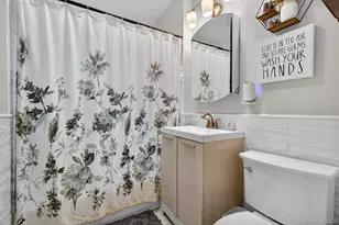 21 Crotty Ave, Yonkers, NY 10704 - Photo 18