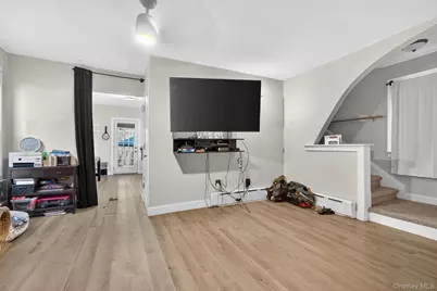 21 Crotty Avenue, Yonkers, NY 10704 - Photo 12