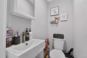 21 Crotty Ave, Yonkers, NY 10704 - Photo 14