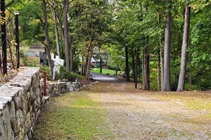 116 Croton Park Rd, Cortlandt Manor, NY 10567 - Photo 4