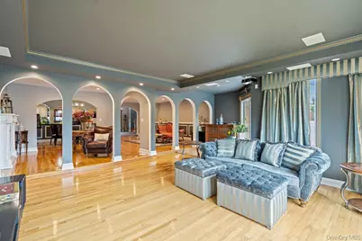 57 Southgate Road, Valley Stream, NY 11581 - Photo 18