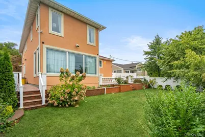 57 Southgate Road, Valley Stream, NY 11581 - Photo 42