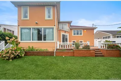 57 Southgate Road, Valley Stream, NY 11581 - Photo 40