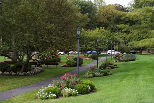 8 Bryant Crescent, White Plains, NY 10605 - Photo 2