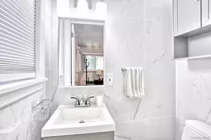 24 Hilltop Ln, Monsey, NY 10952 - Photo 12