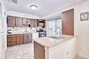 24 Hilltop Ln, Monsey, NY 10952 - Photo 8