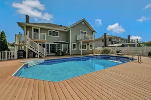 30 W Shore Rd, Oakdale, NY 11769 - Photo 28