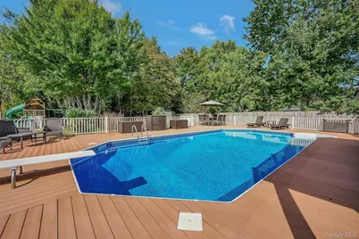 30 W Shore Road, Oakdale, NY 11769 - Photo 30