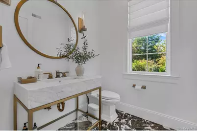 5 Gerry Lane, Lloyd Harbor, NY 11743 - Photo 20