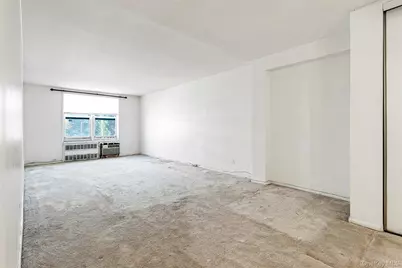 66-10 Thornton Place #2F, Rego Park, NY 11374 - Photo 8