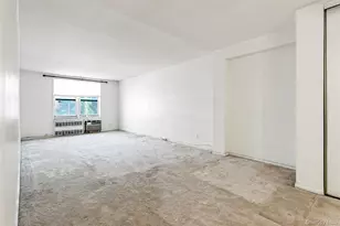 66-10 Thornton Pl, Rego Park, NY 11374 - Photo 8