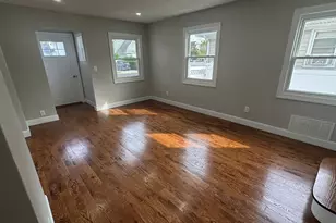 3154 Roxbury Rd, Oceanside, NY 11572 - Photo 4