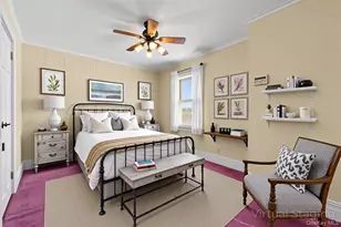 160 Rockaway Pkwy, Valley Stream, NY 11580 - Photo 18