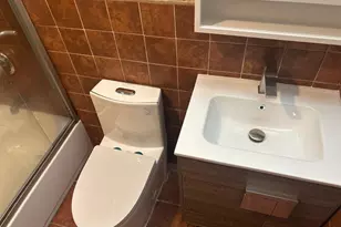 209 Nassau Ave, Freeport, NY 11520 - Photo 14