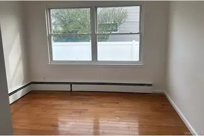 209 Nassau Avenue, Freeport, NY 11520 - Photo 10