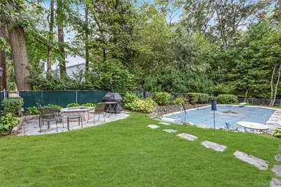 60 Oak Street, Smithtown, NY 11787 - Photo 22