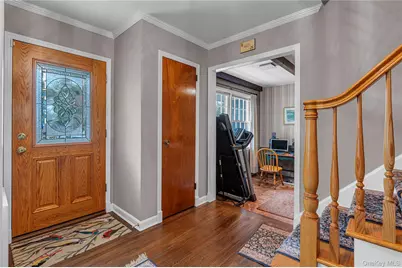 60 Oak Street, Smithtown, NY 11787 - Photo 2